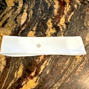 Lulu🍋 Light blue headband - NWOT